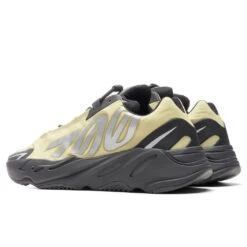Adidas Originals Yeezy 700 MNVN - Resin -Feature Clothing Adidas Originals Yeezy 700 MNVN Resin GW9525 06 19 22 Feature JORDAN 4