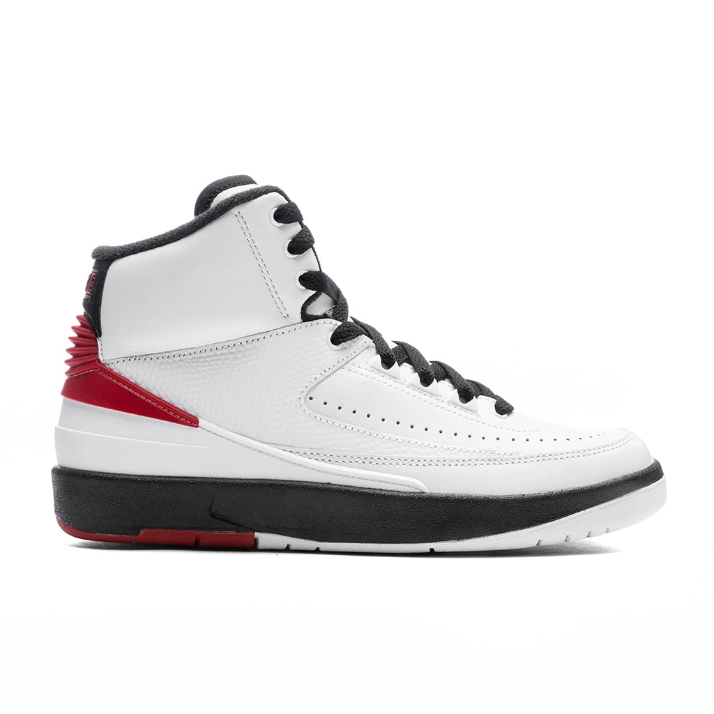 Air Jordan 2 Retro (GS) Chicago - White/Varsity Red/Black 3 Air Jordan 2 Retro (GS) Chicago - White/Varsity Red/Black