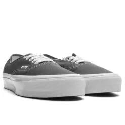 Vans Authentic Reissue 44 LX - Gunmetal -Feature Clothing Authentic Reissue 44 LX Gunmetal VN0007QZ2VM1 08 22 24 Feature JP 4