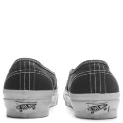 Vans Authentic Reissue 44 LX - Gunmetal -Feature Clothing Authentic Reissue 44 LX Gunmetal VN0007QZ2VM1 08 22 24 Feature JP 6