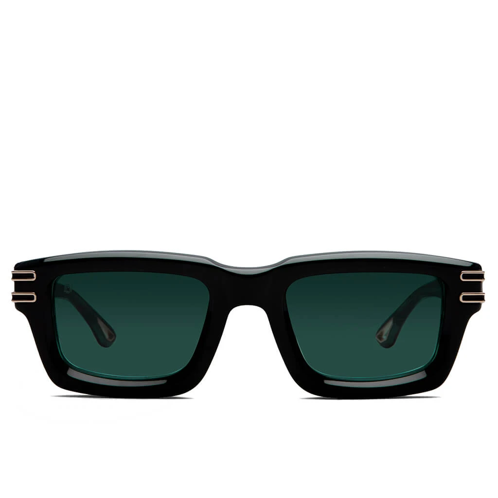 Defender - Emerald 3 Defender - Emerald