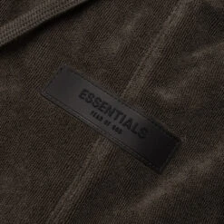 Terry Short - Off Black -Feature Clothing Fear Of God Essentials Short Off Black 160BT224090F 06 08 23 Feature MG 4