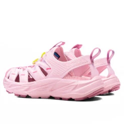 Hoka Hopara - Rose Tea/Neon Rose -Feature Clothing Hopara Rose Tea Neon Rose 1123112 RTNN 08 04 25 Feature VR 5