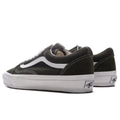 Vans Premium Old Skool - Grape Leaf -Feature Clothing LX Old Skool Grape Leaf VN000D56KCZ1 01 27 25 Feature KN 5