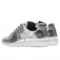 Maison Margiela Sneakers P5016 - Silver 8 Maison Margiela Sneakers P5016 - Silver -Feature Clothing Maison Margiela Sneakers P5016 Silver S57WS0236 P5016 T9002 08 25 22 Feature JORDAN 4