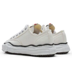 Peterson Low OG Sole Canvas Sneaker - White -Feature Clothing Maison Mihara Yasuhiro Peterson Original Sole Low Sneakers White A01FW702 WHT 12 20 2021 01 3