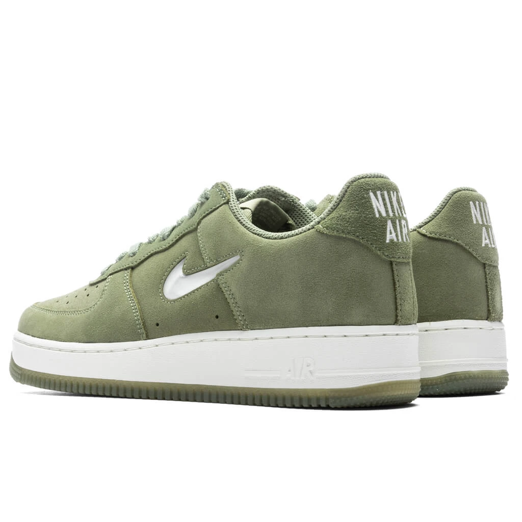 Nike Air Force 1 Low Retro Green Suede - Oil Green/Summit White 5 Nike Air Force 1 Low Retro Green Suede - Oil Green/Summit White - Image 3