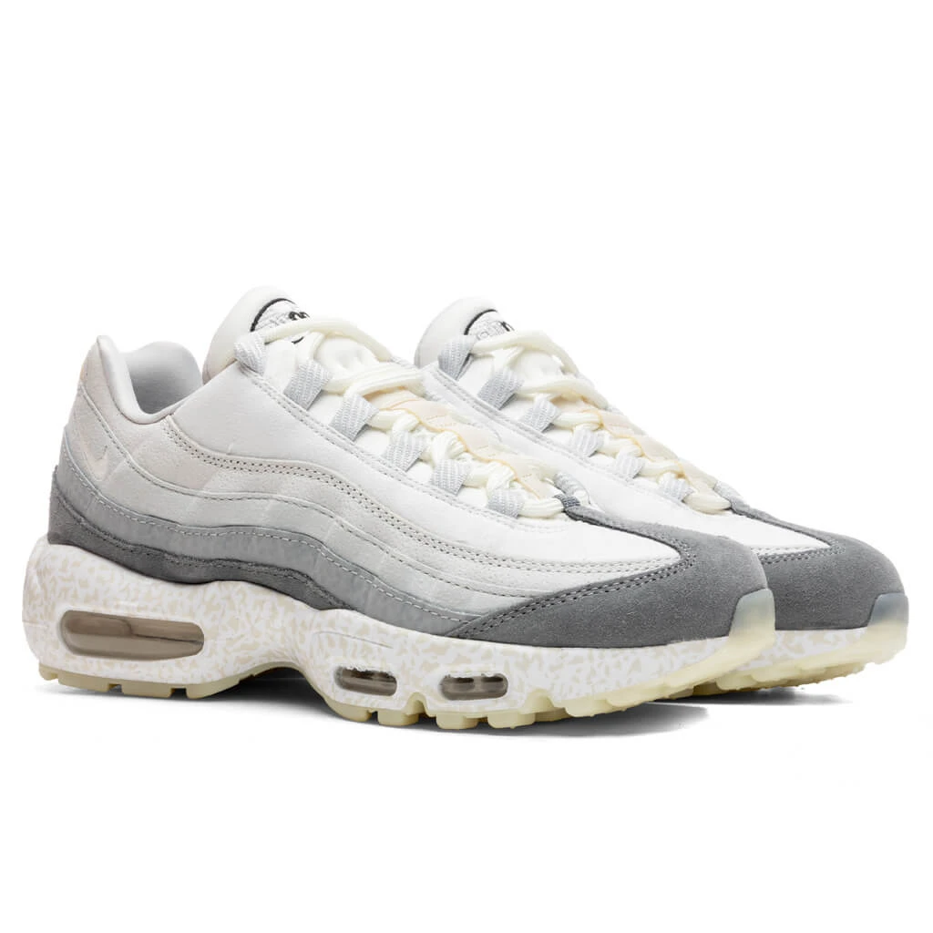 Nike Air Max 95 QS "Light Bone" - Summit White/Light Bone 4 Nike Air Max 95 QS "Light Bone" - Summit White/Light Bone - Image 2