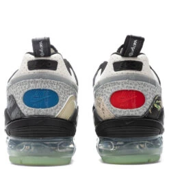 Nike Air VaporMax EVO NRG - Black/Clear/Metallic Silver -Feature Clothing Nike Air VaporMax EVO NRG Black Clear Metallic Silver DD3054 001 05 25 2021 01 5