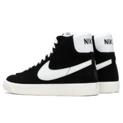 Nike Blazer Mid Suede (GS) - Black/White 8 Nike Blazer Mid Suede (GS) - Black/White -Feature Clothing Nike Blazer Mid Suede GS Black White DA4672 001 01 09 2021 01 3