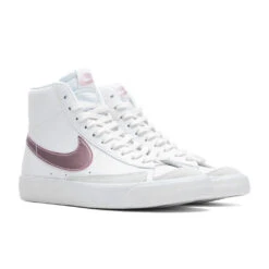 Nike Blazer Mid '77 (GS) - White/Pink Glaze 7 Nike Blazer Mid '77 (GS) - White/Pink Glaze -Feature Clothing Nike Blazer Mid 77 GS White Pink Glaze DA4086 105 11 27 2021 01 2
