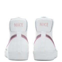 Nike Blazer Mid '77 (GS) - White/Pink Glaze 9 Nike Blazer Mid '77 (GS) - White/Pink Glaze -Feature Clothing Nike Blazer Mid 77 GS White Pink Glaze DA4086 105 11 27 2021 01 5