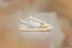 Nike Dunk Low SE Patchwork - White/Sail/White 11 Nike Dunk Low SE Patchwork - White/Sail/White -Feature Clothing Nike Dunk Low SE White Sail White FJ5475 100 04 21 23 FEATURE02