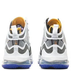 Nike Lebron 19 - Black/University Gold/Persian Violet 9 Nike Lebron 19 - Black/University Gold/Persian Violet -Feature Clothing Nike Lebron 19 Black University Gold Persian Violet CZ0203 002 05 01 22 Feature 23