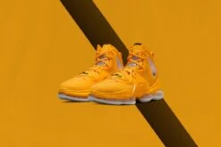 Nike Lebron 19 - University Gold/Black -Feature Clothing Nike Lebron 19 University Gold Black CZ0203 700 Feature 05 29 22 03