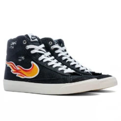 Feature Clothing -Feature Clothing NikeBlazerMid 77 Black Multi UniversityRedDQ7635 001 2