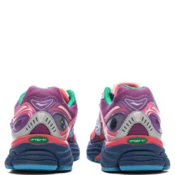 Saucony X Jae Tips Progrid Omni 9 - Pink/Purple -Feature Clothing Progrid Omni 9 Pink Purple S70864 1 09 10 24 Feature JP 4