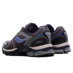 Saucony Progrid Triumph 4 - Fig/Blue -Feature Clothing Progrid Triumph 4 Fig Blue S70935 4 09 29 25 Feature JA 7