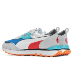 Puma Rider FV Future Vintage - White -Feature Clothing Puma Rider FV Future Vintage White 38767210 11 20 22 Feature JM 3