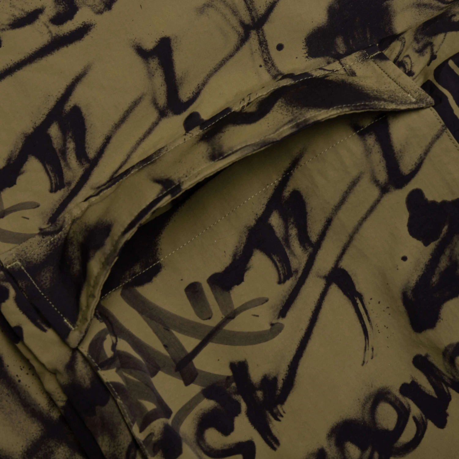 Puma X LMC AOP Reversible Jacket - Green 5 Puma X LMC AOP Reversible Jacket - Green - Image 3