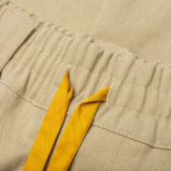 Rhude Sala Pant - Khaki 9 Rhude Sala Pant - Khaki -Feature Clothing Rhude Sala Pant Khaki RHPS23PA11371481048 07 27 23 Feature KN 8