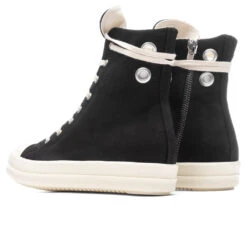 Sneaks - Black/Milk/Milk 8 Sneaks - Black/Milk/Milk -Feature Clothing Sneaks Black Milk Milk DU01D1800CBES1911 03 13 24 Feature KN 5