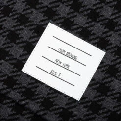 Cotton Gunclub Check Jacquard 4-Bar Zip Hoodie - Black 9 Cotton Gunclub Check Jacquard 4-Bar Zip Hoodie - Black -Feature Clothing Thom Browne Cotton Gunclub Check Jacquard 4 Bar Zip Hoodie Black MJT302A 07671 001 10 05 2021 01 5
