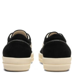 Vintage Sneaks - Black/Milk -Feature Clothing Vintage Sneaks Black Milk DU01E3803 CVSLVS 911 04 09 25 Feature JP 8