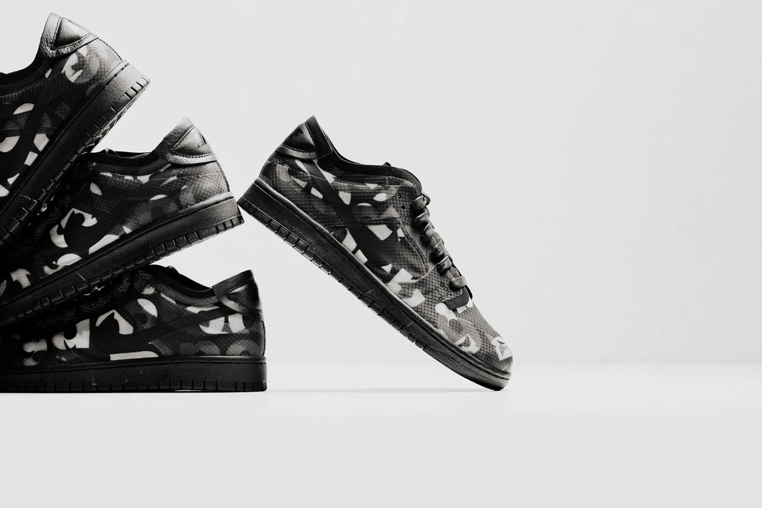 Nike Comme Des Garcons X Women's Dunk - Black/Black 7 Nike Comme Des Garcons X Women's Dunk - Black/Black - Image 5