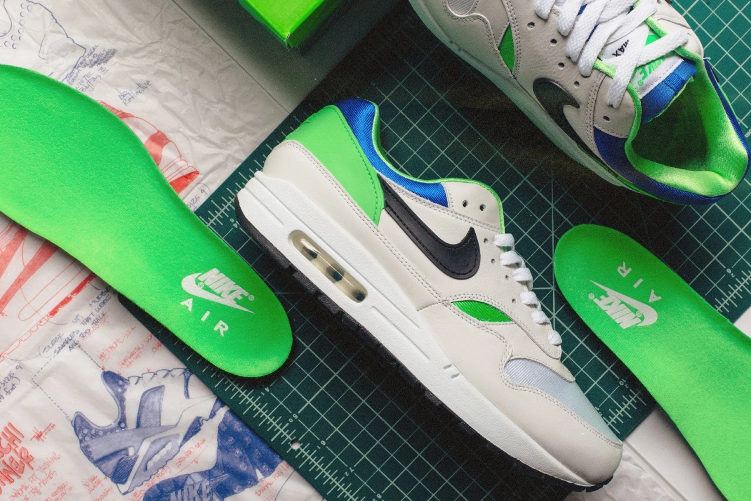 Nike Air Max 1 DNA Ch. 1 - White/Royal Blue/Scream Green 8 Nike Air Max 1 DNA Ch. 1 - White/Royal Blue/Scream Green - Image 6