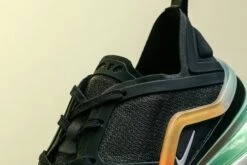 Nike Women's Air Max 270 XX - Black/White -Feature Clothing nike womens air max 270 xx blackwhite 8